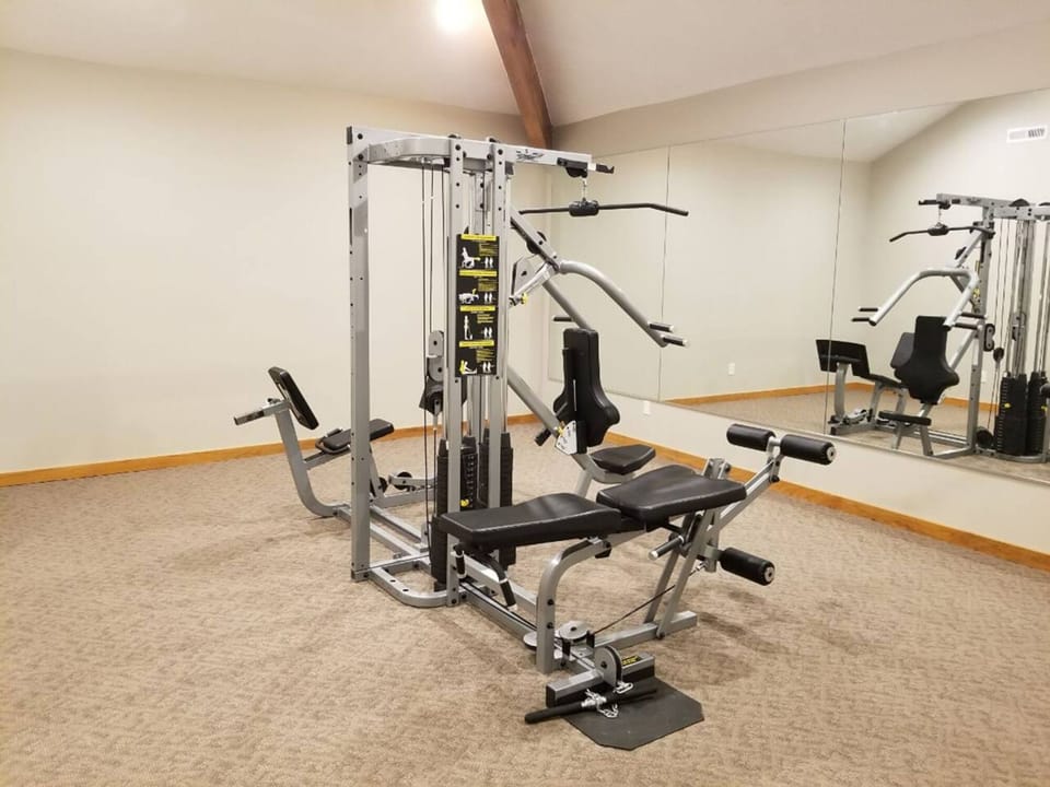 Wolf Lodge Community Weight Room
