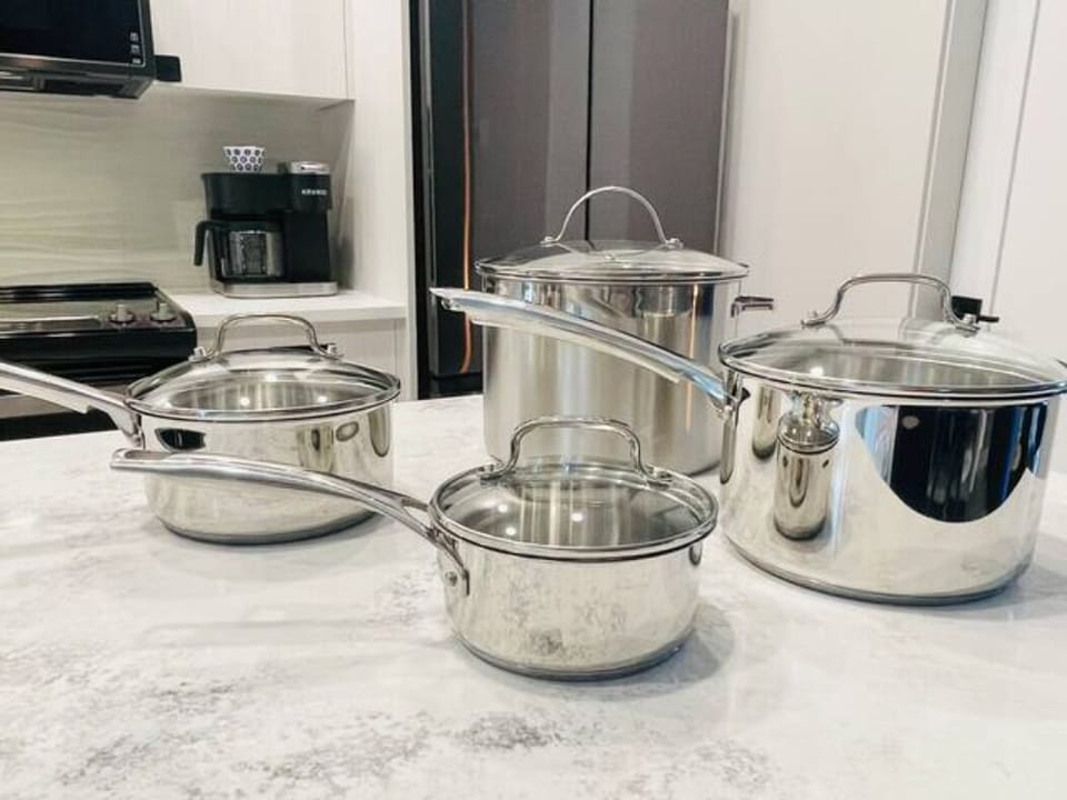 Full set up Pots and Pans.