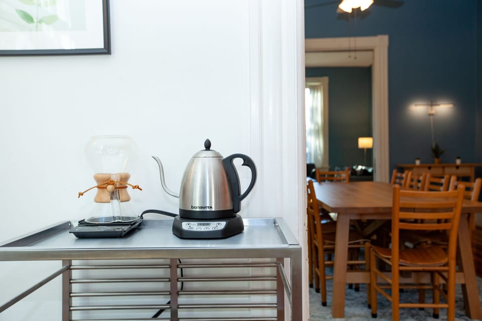 Kettle in first dining room