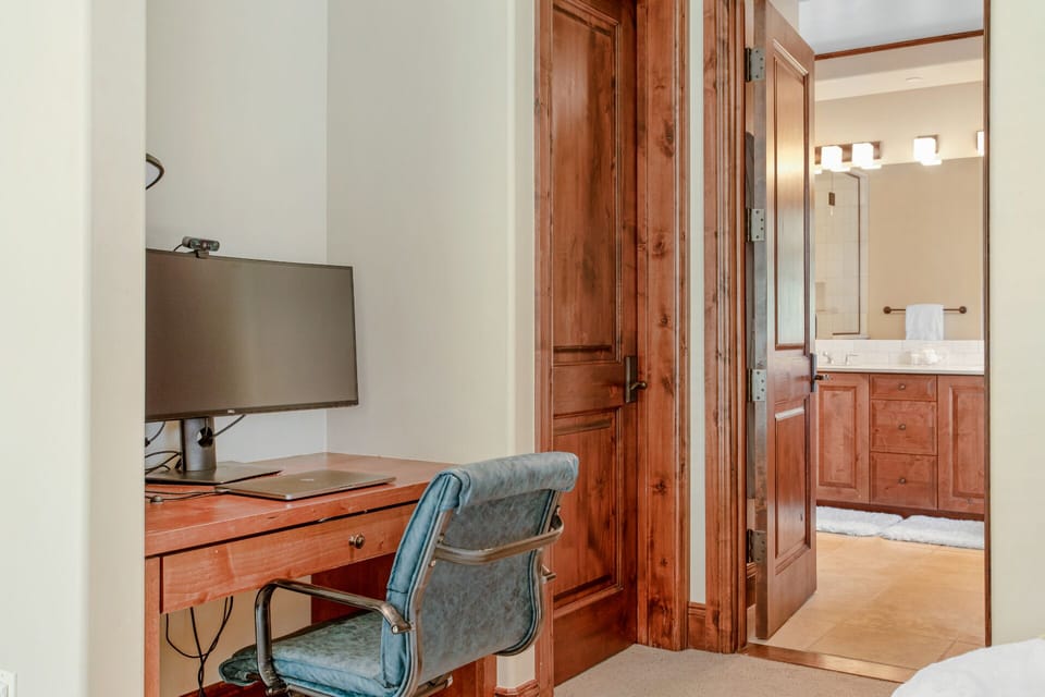 Bedroom 1 - Office Nook