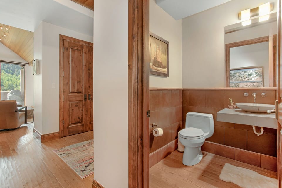 Powder Room