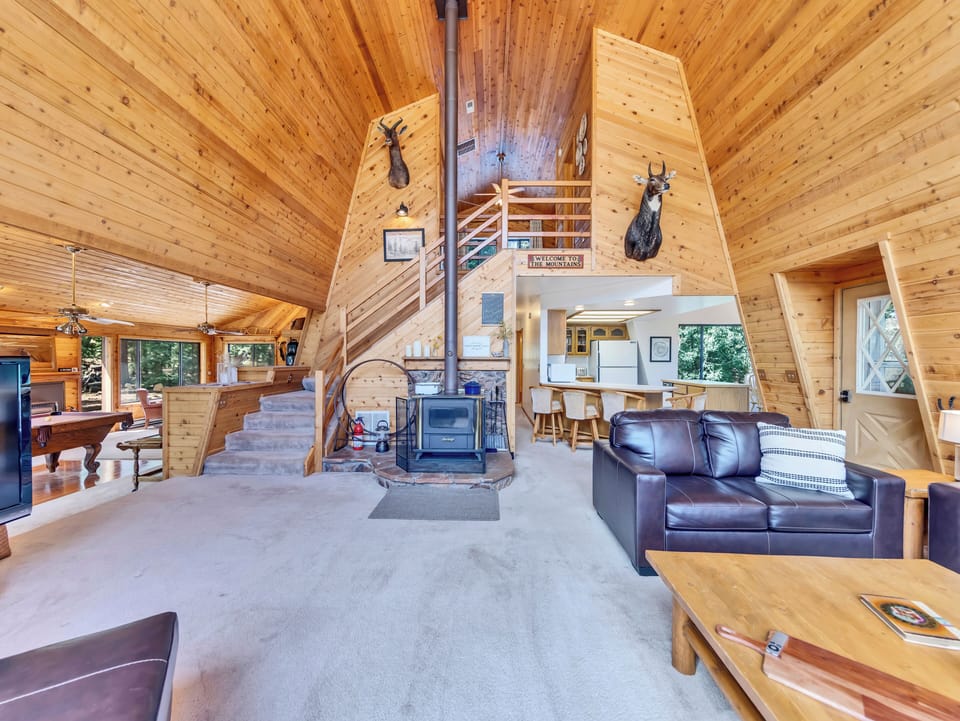 Main level living room