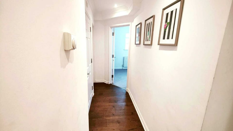 City Apartment | 2 bedrooms, iron/ironing board, free WiFi, bed sheets