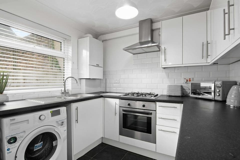 Deluxe Apartment - Kitchen