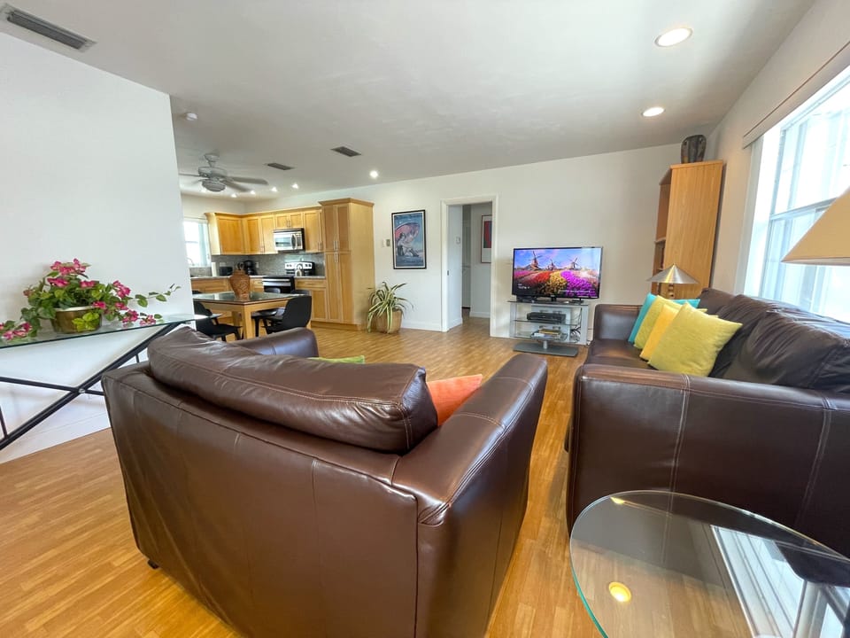The bright and spacious living spaces make for a relaxing getaway. 