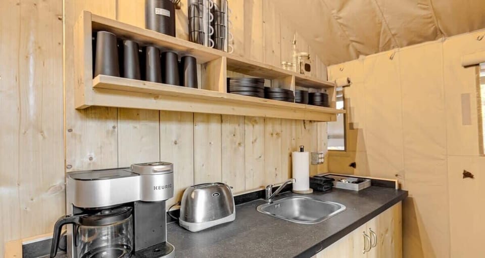 Small kitchen with essentials!