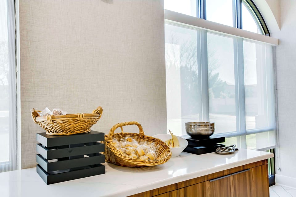 Free daily cooked-to-order breakfast