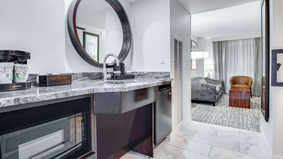 Suite, 1 King Bed, Accessible, Non Smoking (Bathtub) | 1 bedroom, premium bedding, down comforters, pillowtop beds