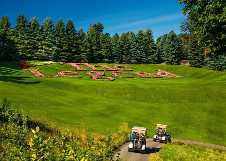 Many golf courses nearby