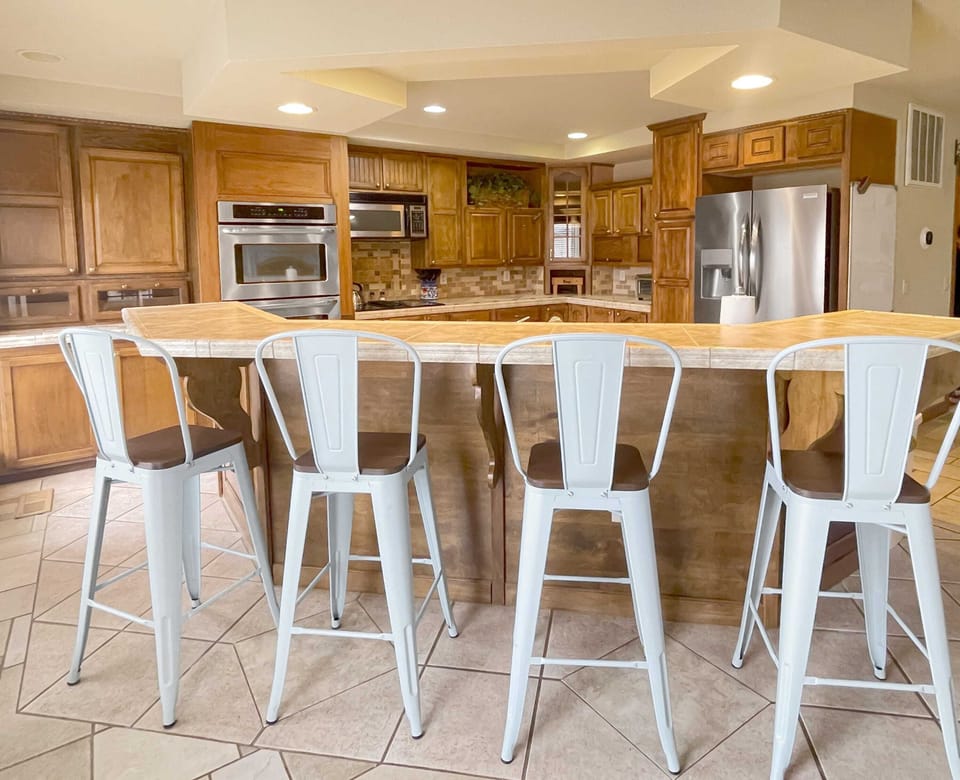 Kitchen Island with bar stools