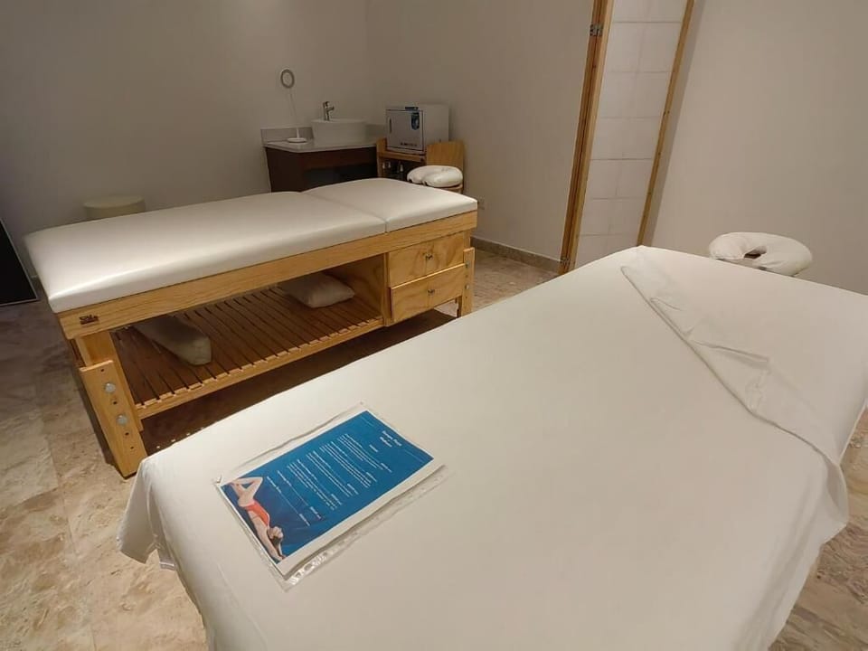massage room available