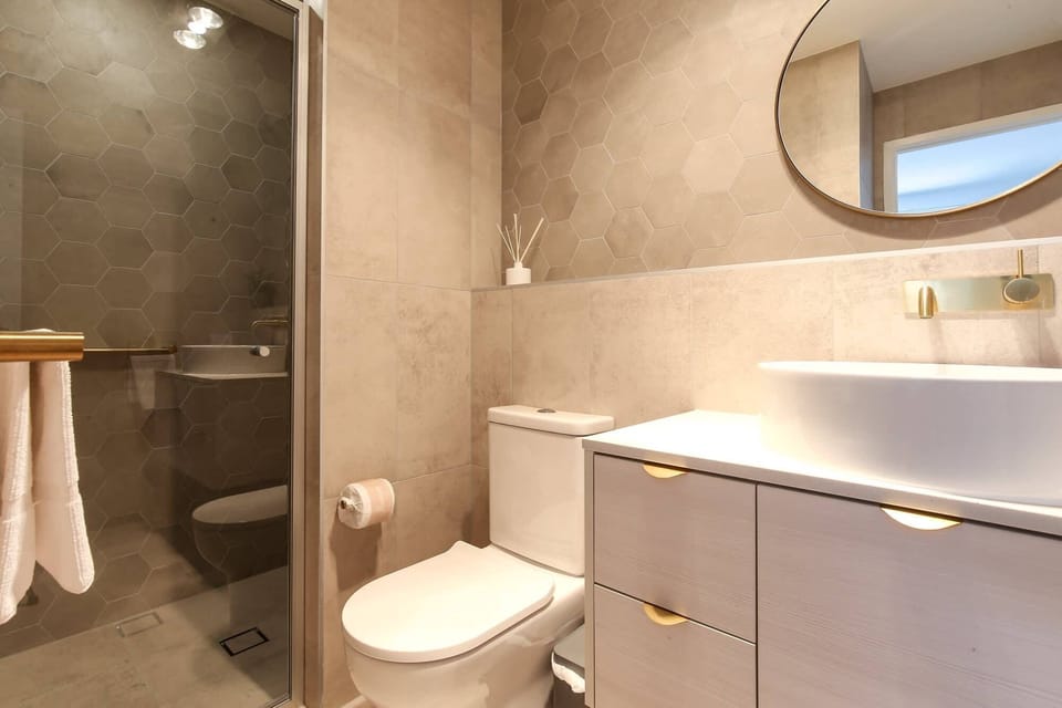 Ensuite Bathroom
