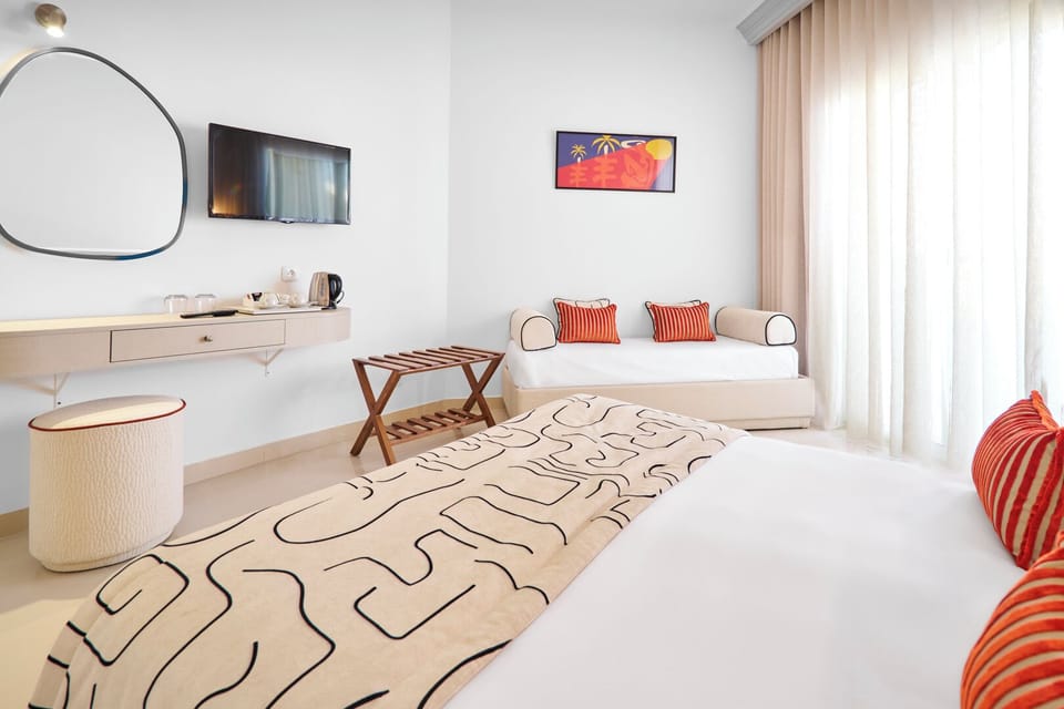 Superior Room | Hypo-allergenic bedding, minibar, in-room safe, individually decorated