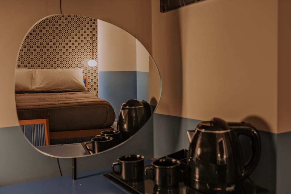 Deluxe Room | In-room safe, desk, laptop workspace, blackout drapes
