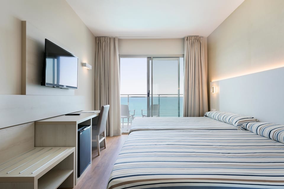 Minibar, in-room safe, desk, blackout drapes