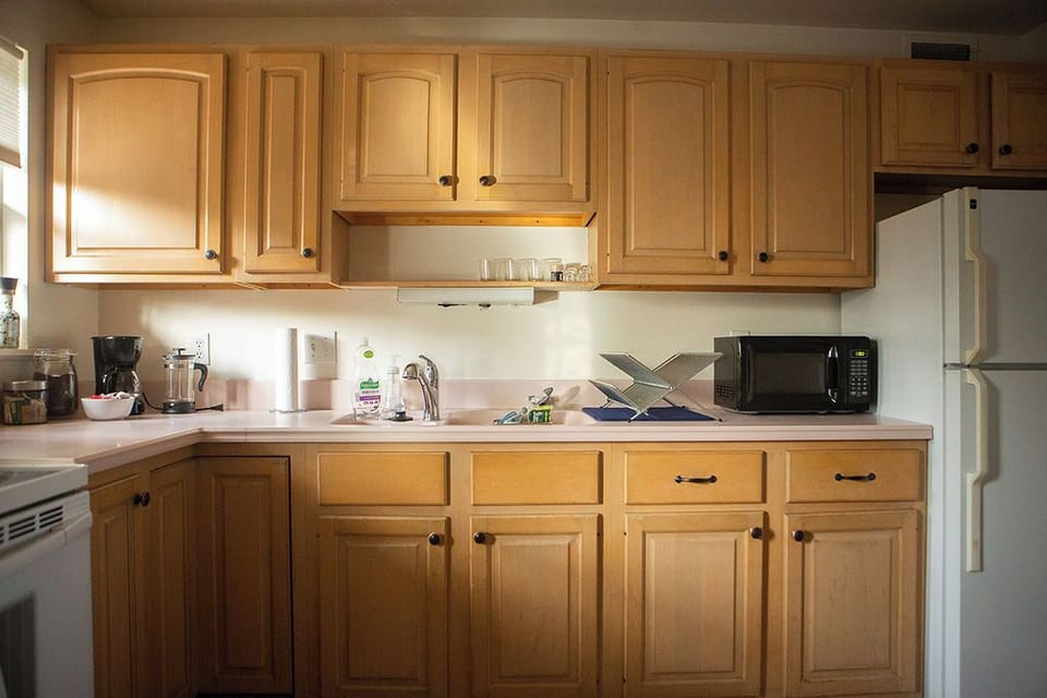 Glassware and Appliances