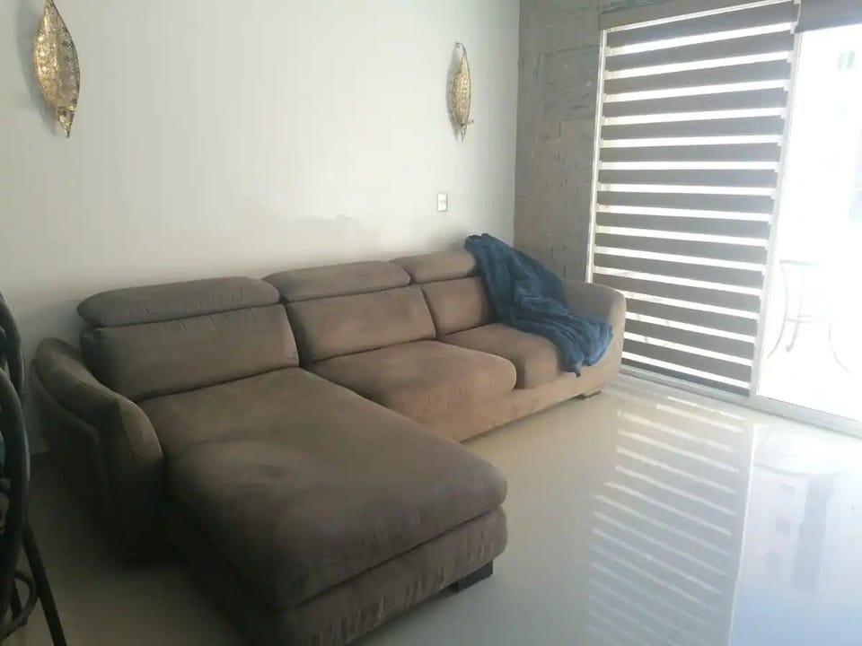 Comfort Condo | Living area