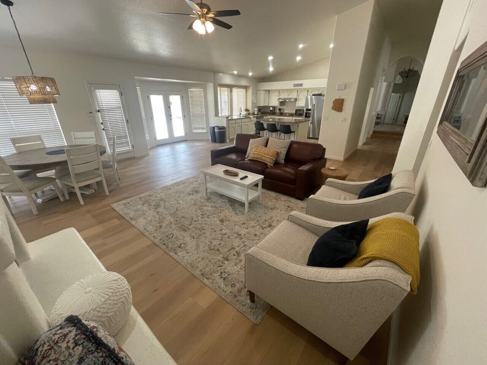 Great room.