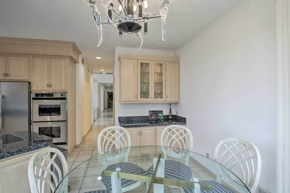 Kitchen Table | 1st Floor
