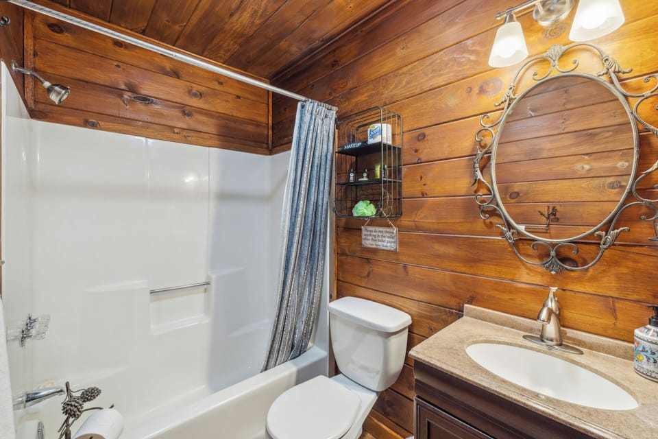 Main Floor Bathroom