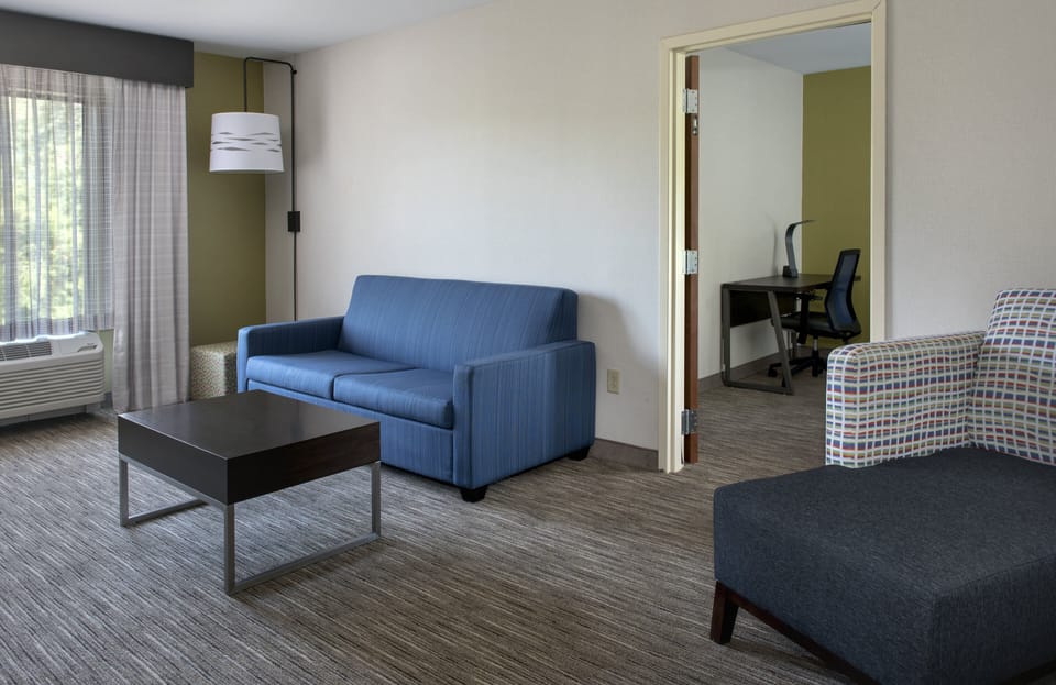 Suite, 1 Bedroom | Premium bedding, pillowtop beds, in-room safe, desk