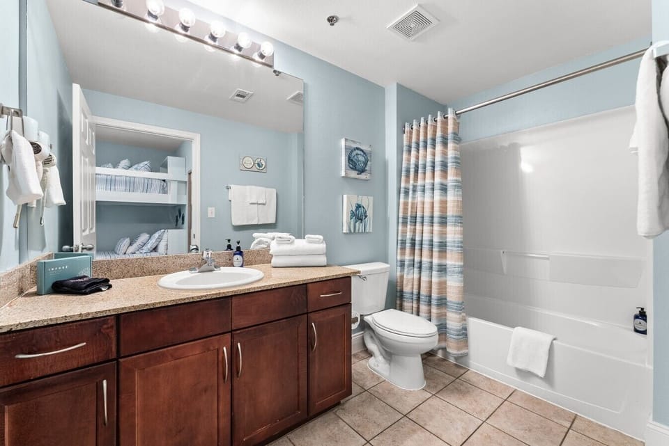 Full Bathroom