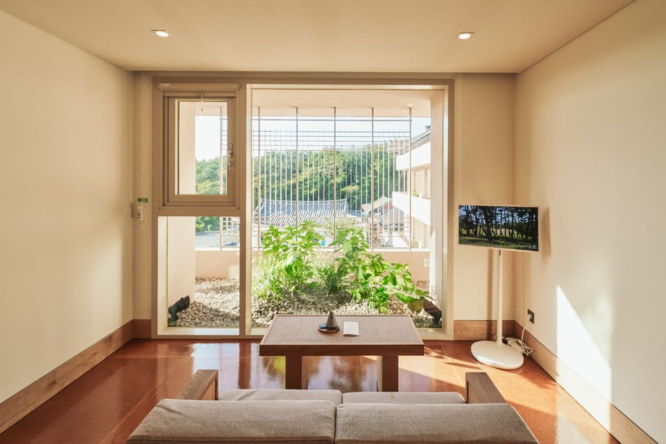 Standard Double Room (B) | Soundproofing, free WiFi, bed sheets