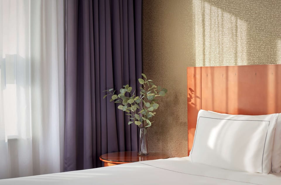 Premium bedding, minibar, in-room safe, desk