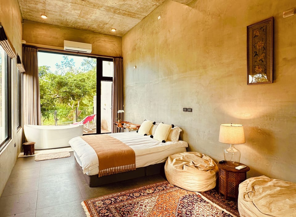 Deluxe Double Room | Free WiFi