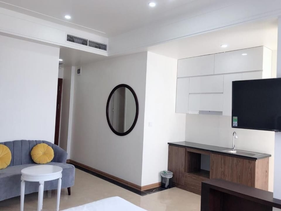 Luxury Studio | Private kitchenette | Electric kettle
