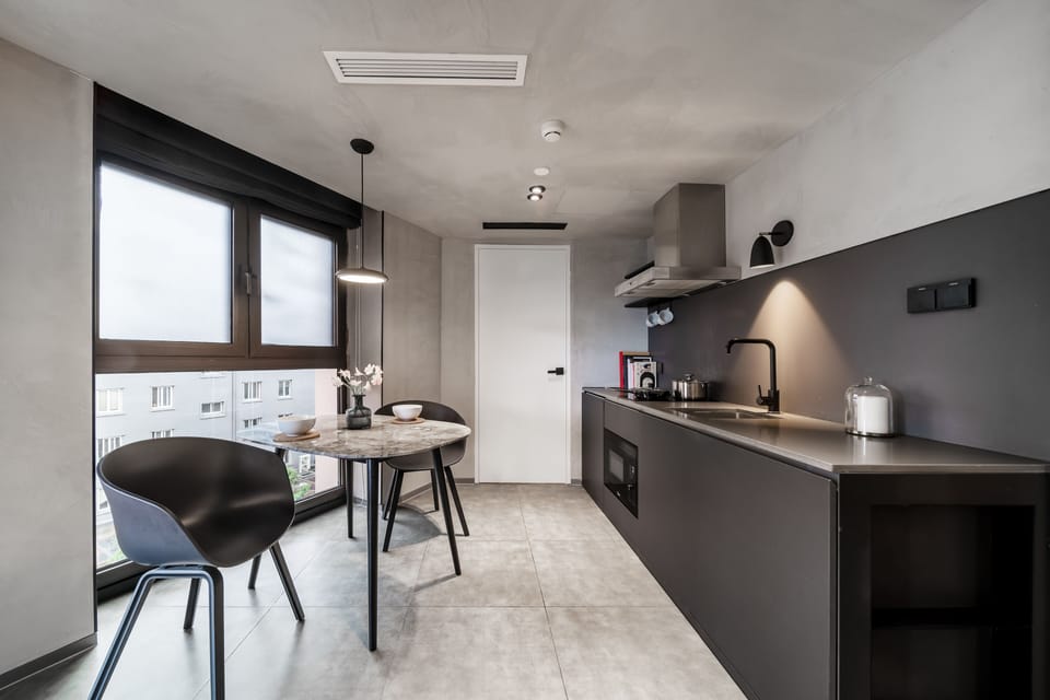 Standard Suite | Private kitchen | Mini-fridge, microwave