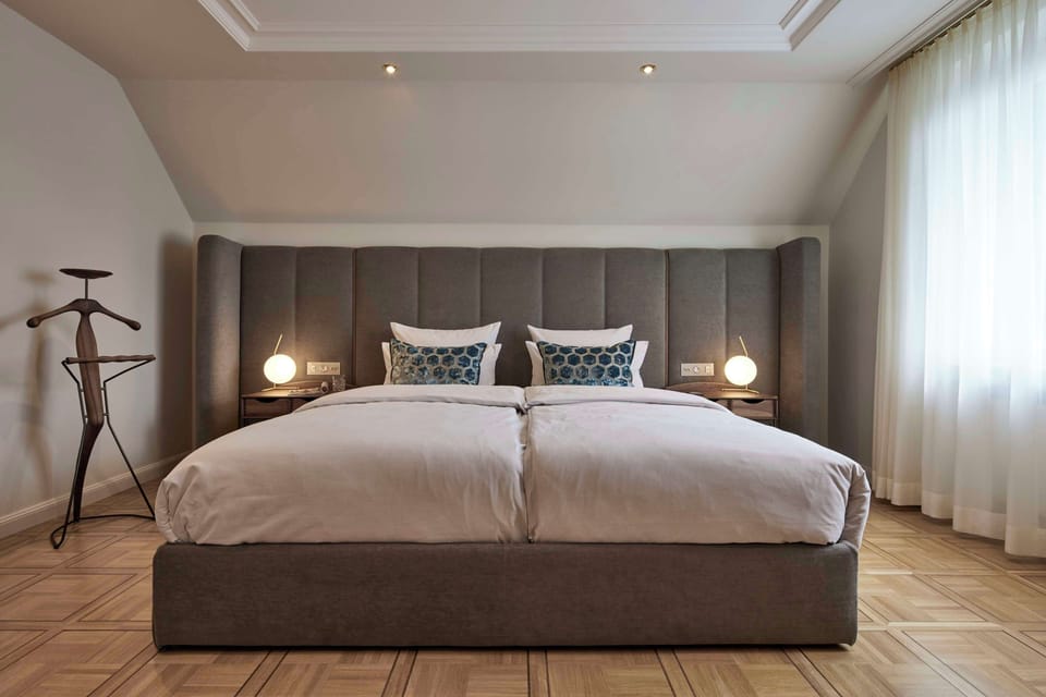Junior Suite | Frette Italian sheets, premium bedding, minibar, in-room safe