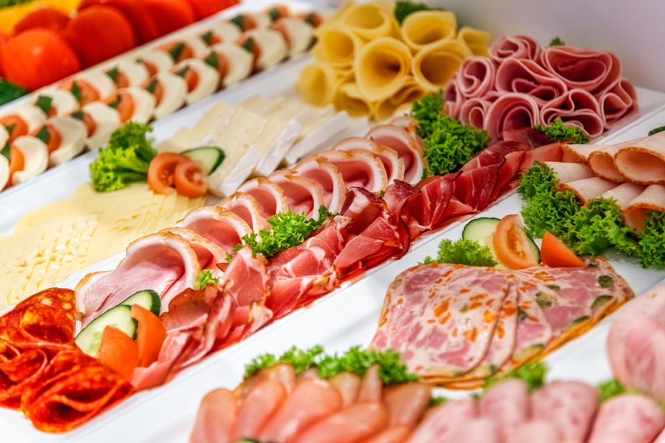 Daily buffet breakfast for a fee