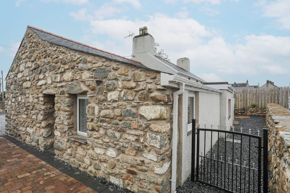 Cottage | Exterior