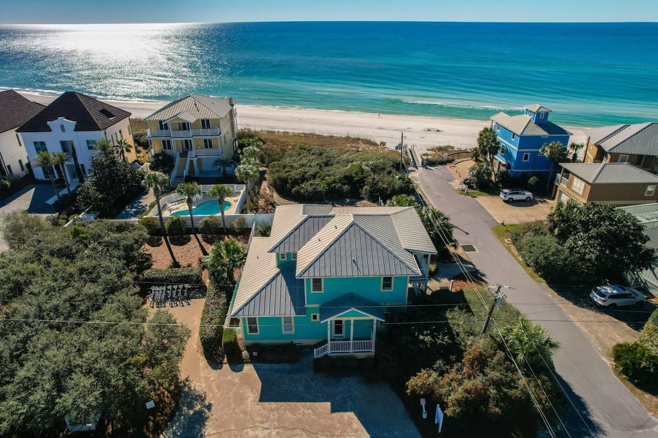 Surfer Dog | Private Beach House | Private Swimming Pool | Less than 50 Steps to the Beach Sand!