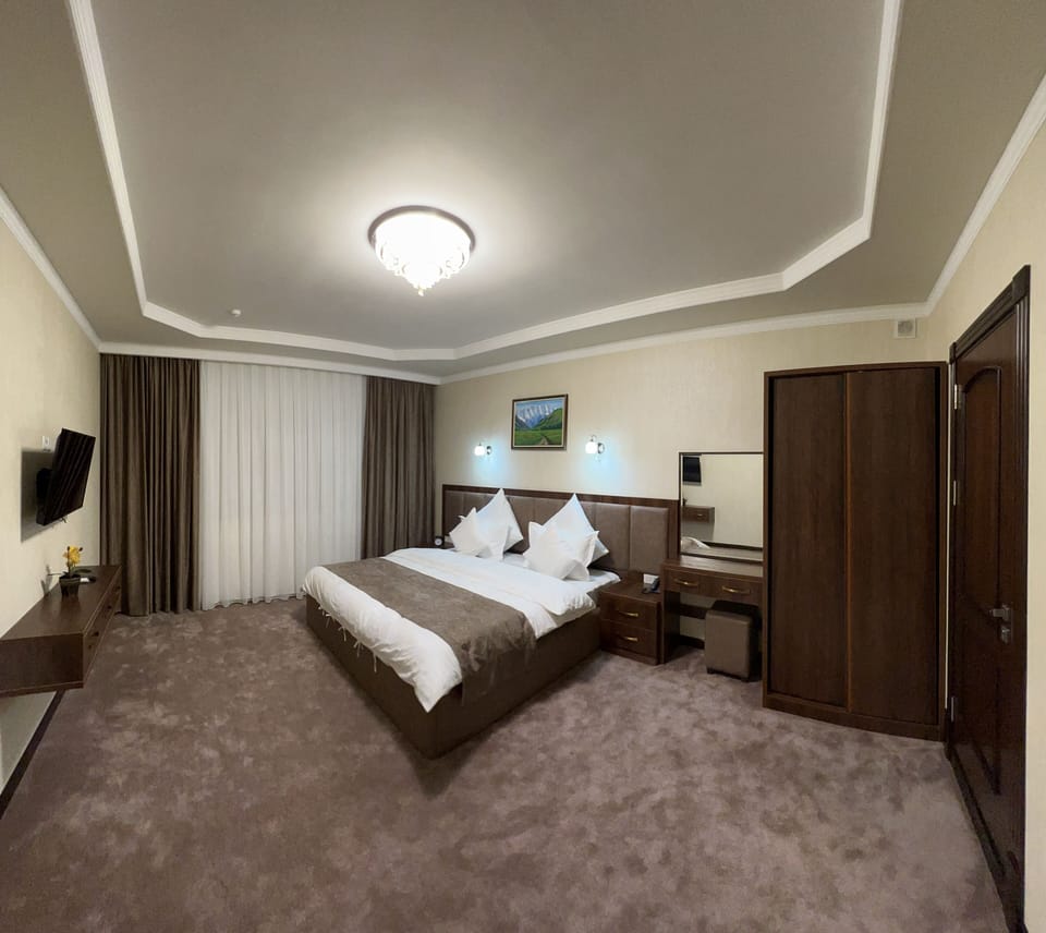 Luxury Room | Premium bedding, down comforters, Select Comfort beds, in-room safe