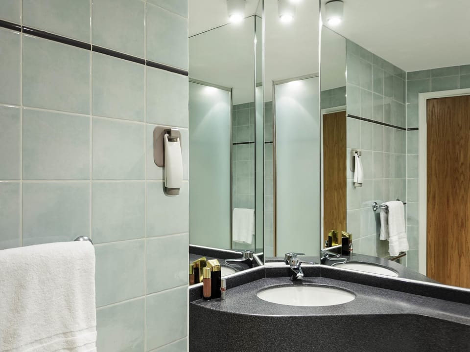 In-room safe, desk, iron/ironing board, free cribs/infant beds