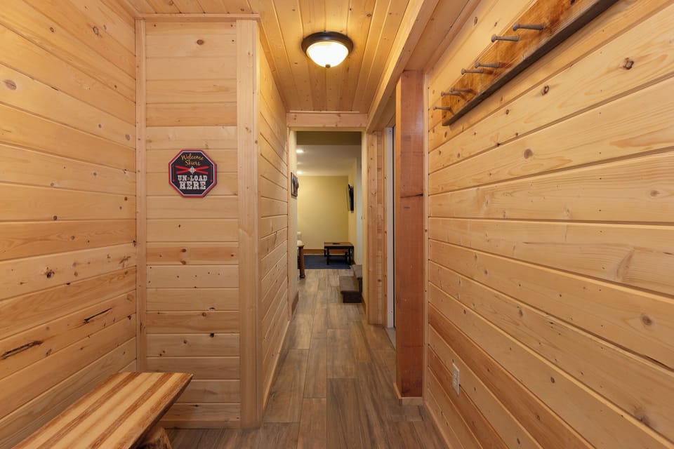 House (5 Bedrooms) | Property amenity