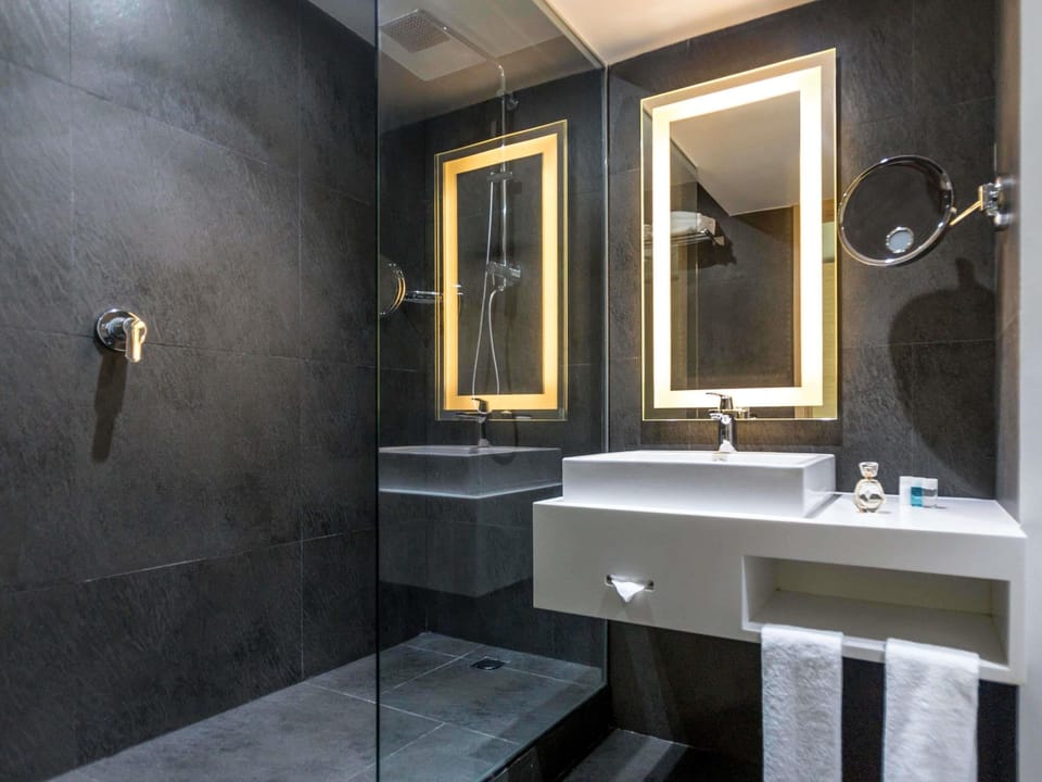 Executive Double Room, 2 Double Beds | In-room safe, desk, blackout drapes, soundproofing