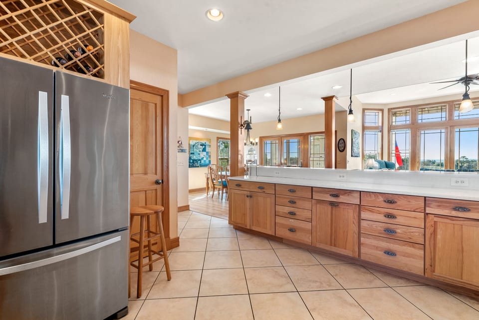 CC188: The Edge Of Reality | Mid Level Kitchen