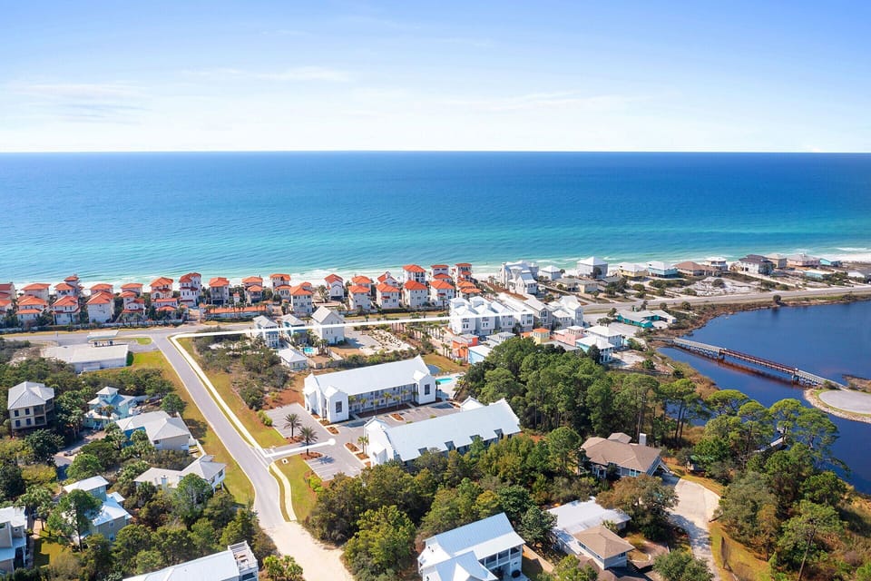 23-Azure-30A-To-Beach