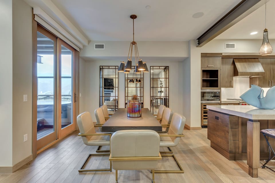 Flooring, Floor, Indoors, Room, Hardwood