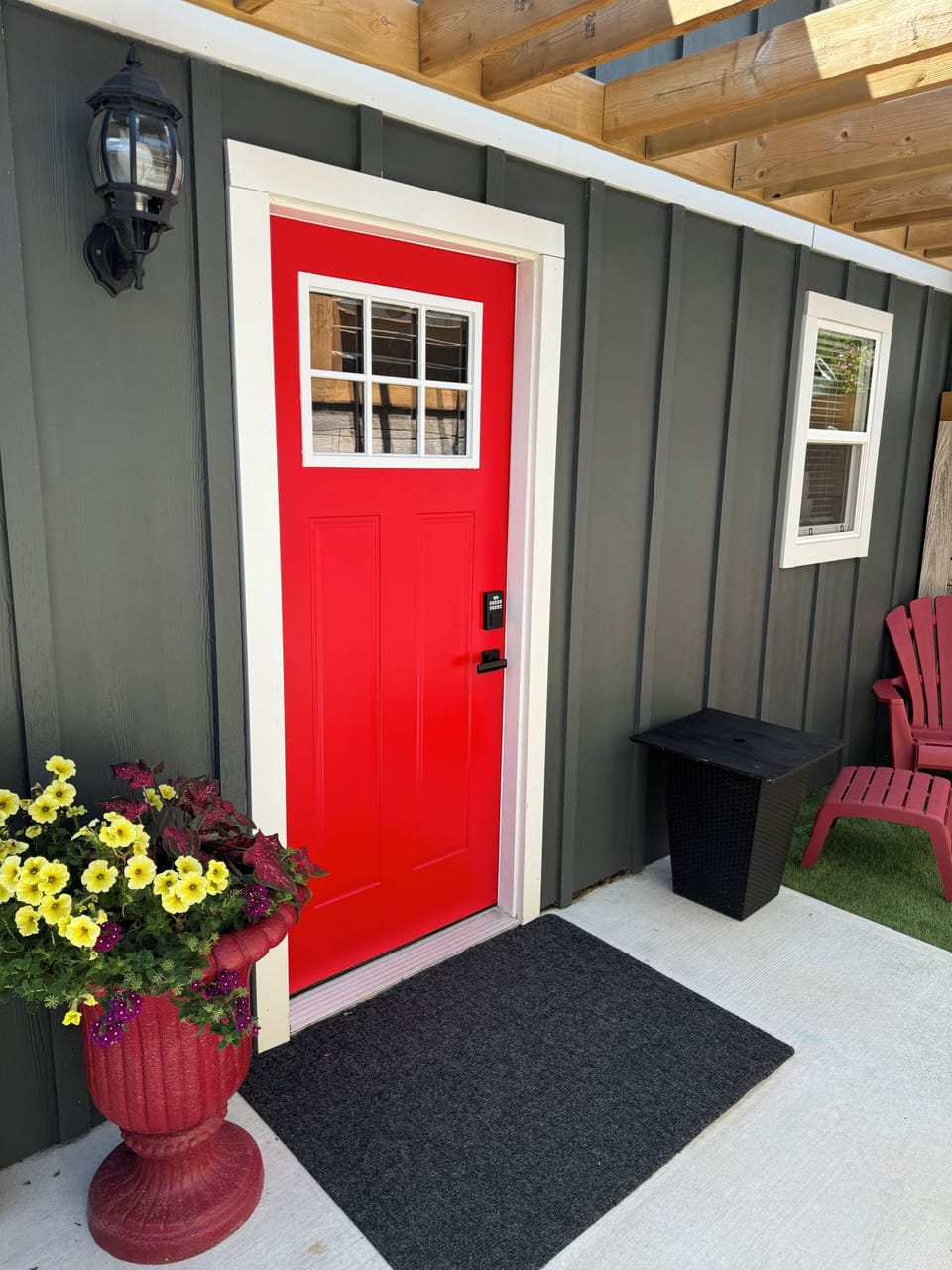 Red Door keypad entry