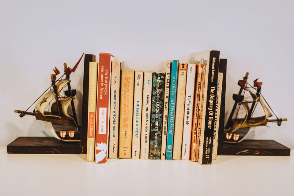 Books available throughout the cottage