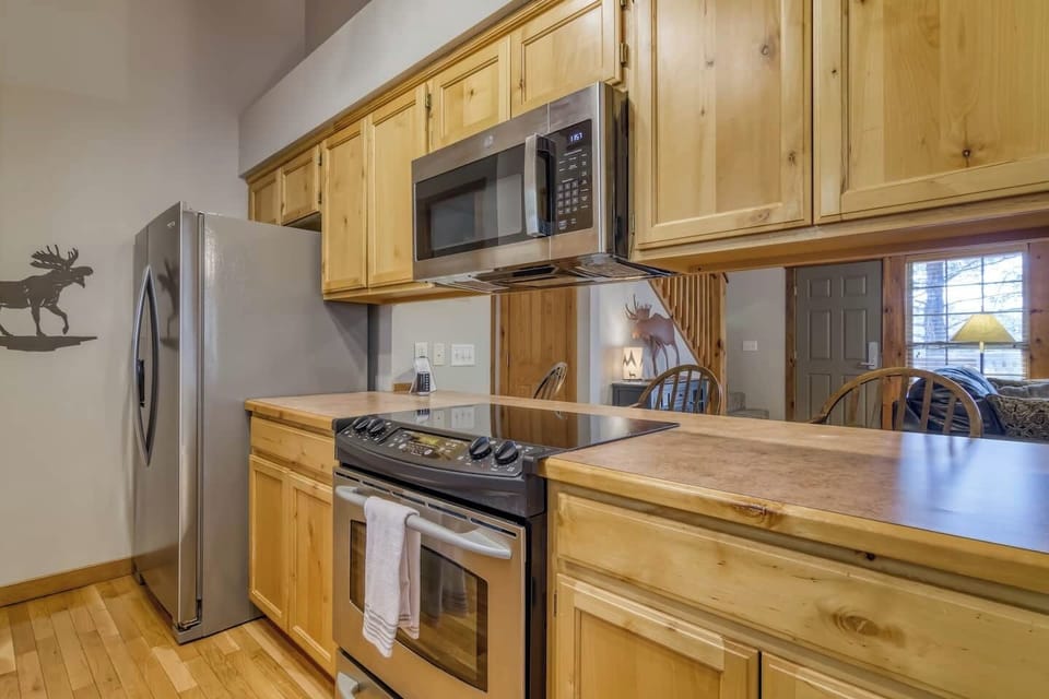 Make your meals in the fully equipped kitchen
