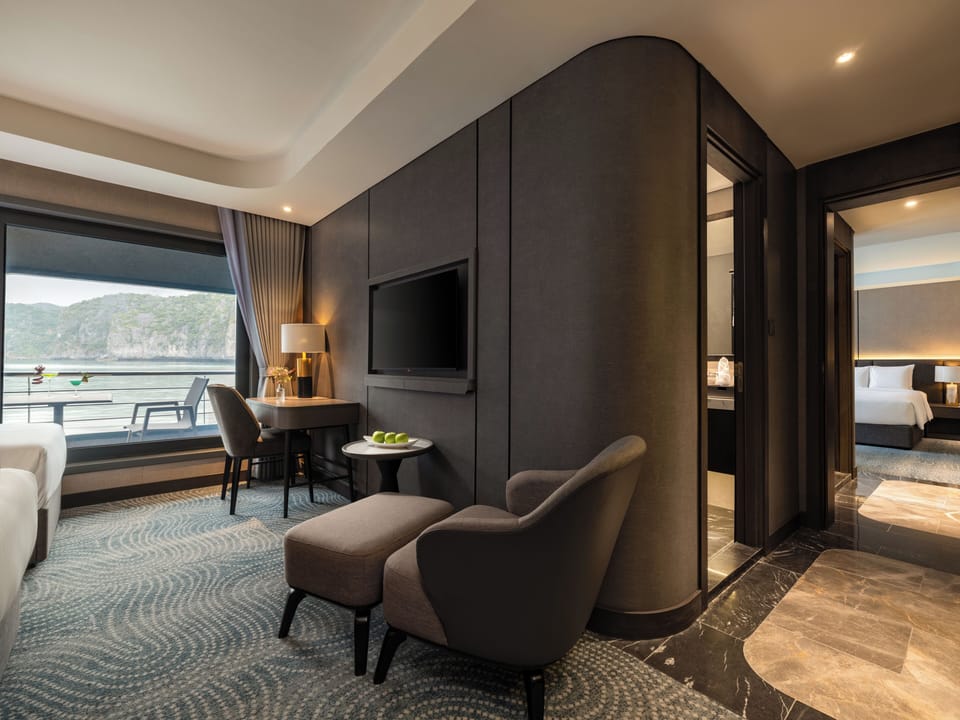 Family Connecting Room, Balcony | In-room safe, desk, WiFi (free)