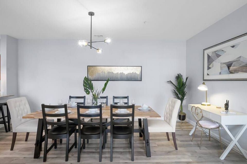Dining Room#Disney #Theme #Parks #Magic #kingdom #springs #SecretLake #Apartment #Vacation #Rental #waterpark #Kissimmee #Orlando #Universal #Citywalk