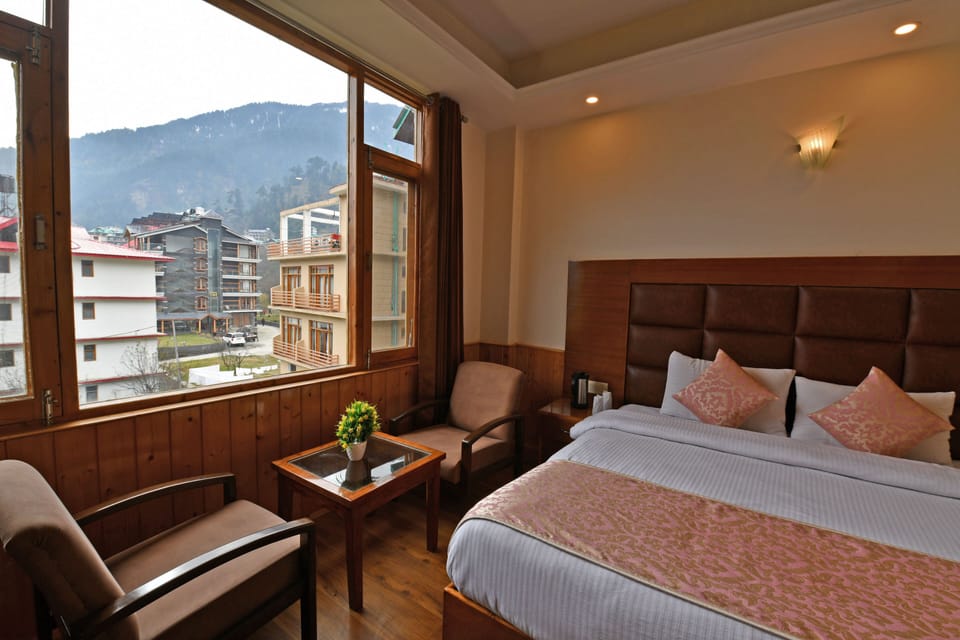 Deluxe Double Room | Egyptian cotton sheets, premium bedding, memory foam beds, free WiFi