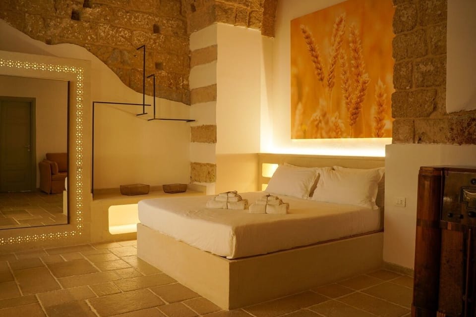 Classic Room | Desk, free WiFi, bed sheets