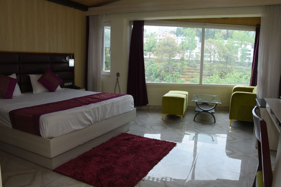 Studio Suite | Free WiFi